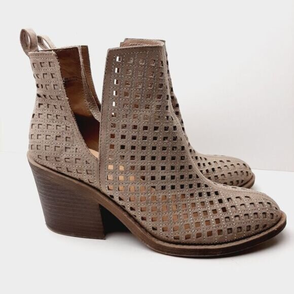 RAMPAGE / Obie Taupe Perforated Geo Slip-On Ankle Boots Booties Beige Tan Sz 10 - Picture 3 of 13